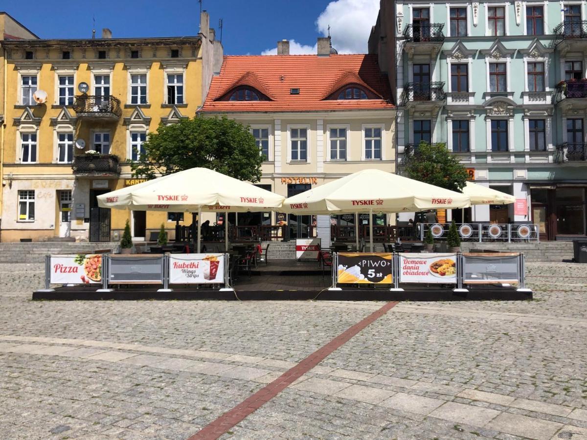 Hotel City Gniezno Bagian luar foto